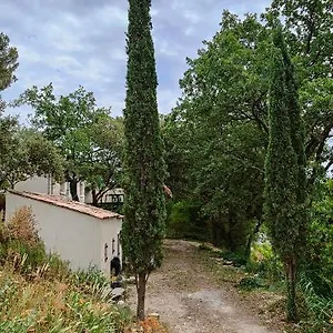  Hébergement de vacances Maison Dans Un écrin De Chênes Provençale